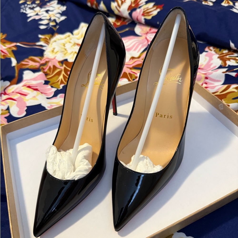 Christian Louboutin Glossy Black Heels with Signature Red Sole - Picture 2 of 3